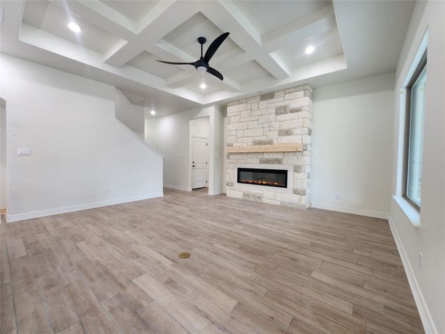813 Golden Eagle CV, Salado, TX 76571