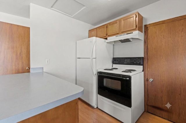 28 E 11TH STREET, Fond Du Lac, WI 54935