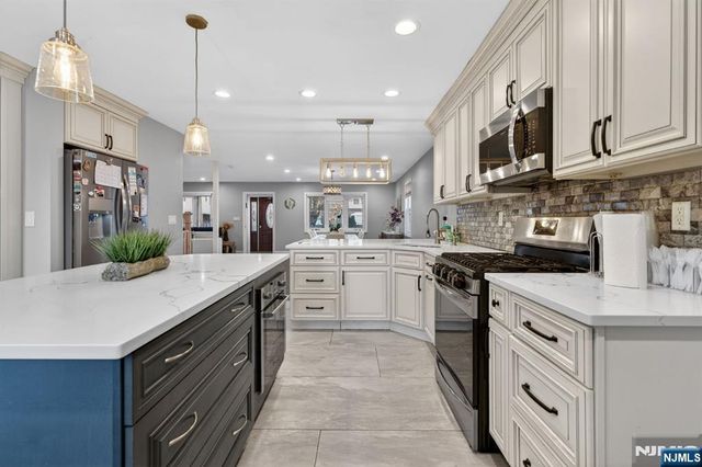 301 South Parkway, Clifton, NJ 07014