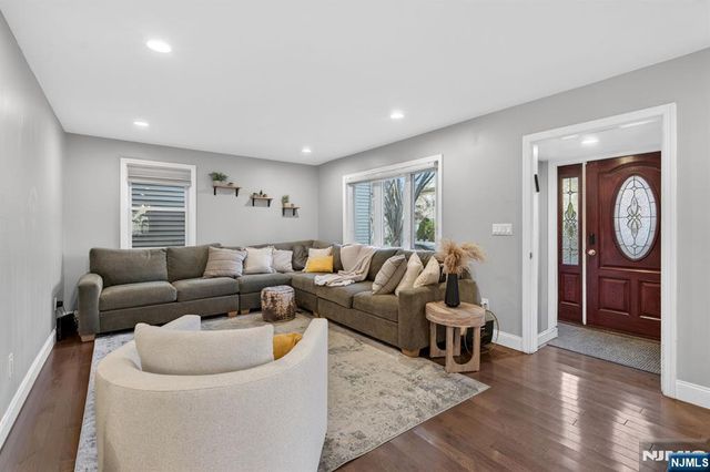 301 South Parkway, Clifton, NJ 07014