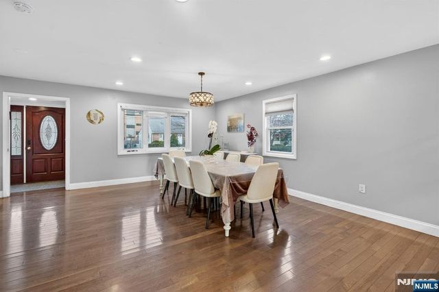 301 South Parkway, Clifton, NJ 07014