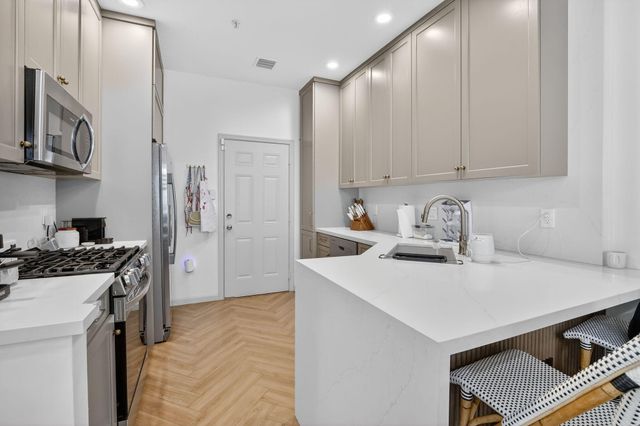 12631 NW 32nd Place, Sunrise, FL 33323