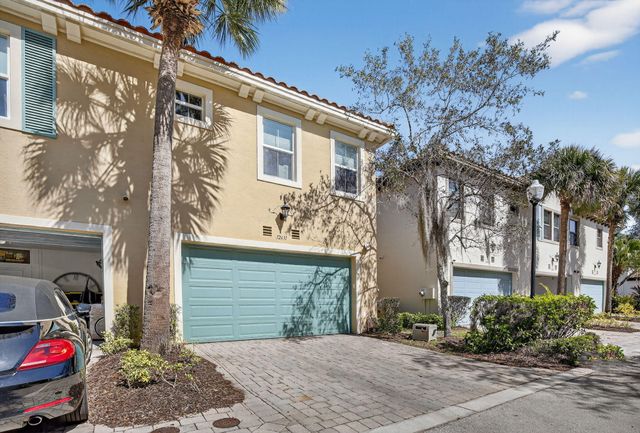 12631 NW 32nd Place, Sunrise, FL 33323