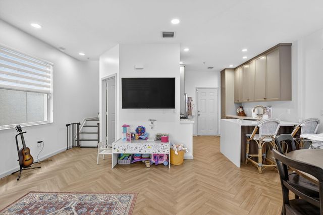 12631 NW 32nd Place, Sunrise, FL 33323