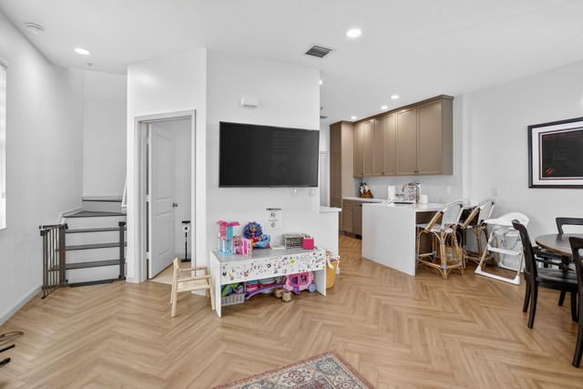 12631 NW 32nd Place, Sunrise, FL 33323