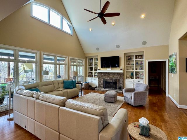 1000 STAGG RUN TRAIL, Indian Springs Village, AL 35124