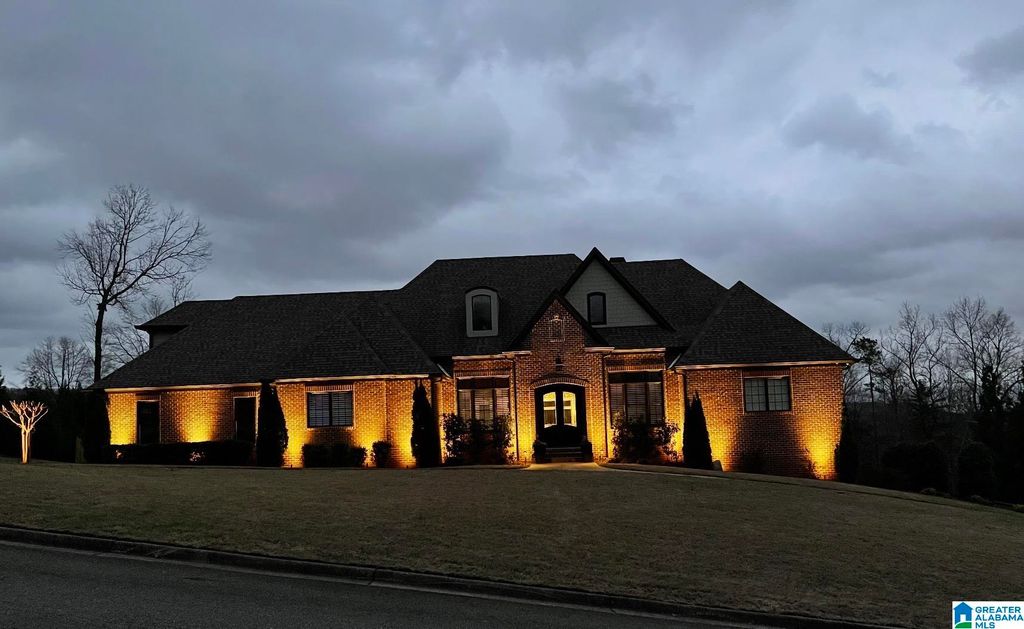 1000 STAGG RUN TRAIL, Indian Springs Village, AL 35124