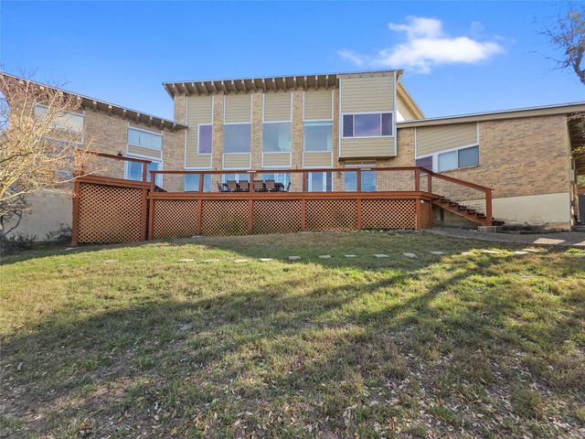 798 Fawn TRL, Canyon Lake, TX 78133