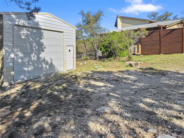 798 Fawn TRL, Canyon Lake, TX 78133