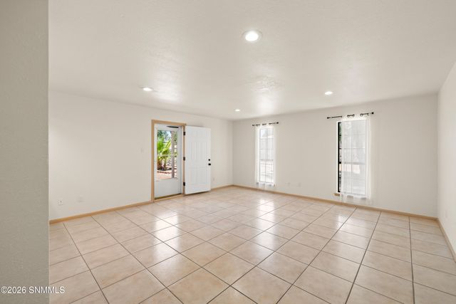1324 Eugene Drive, Las Cruces, NM 88001