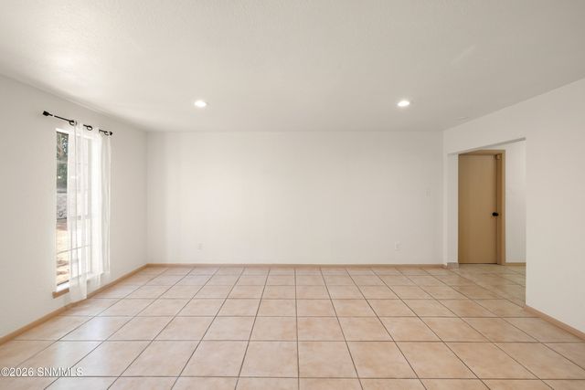 1324 Eugene Drive, Las Cruces, NM 88001