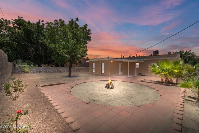 1324 Eugene Drive, Las Cruces, NM 88001