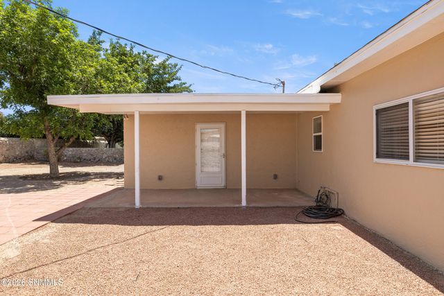 1324 Eugene Drive, Las Cruces, NM 88001