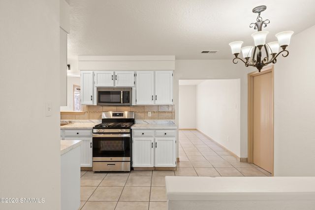 1324 Eugene Drive, Las Cruces, NM 88001
