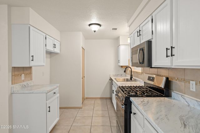 1324 Eugene Drive, Las Cruces, NM 88001