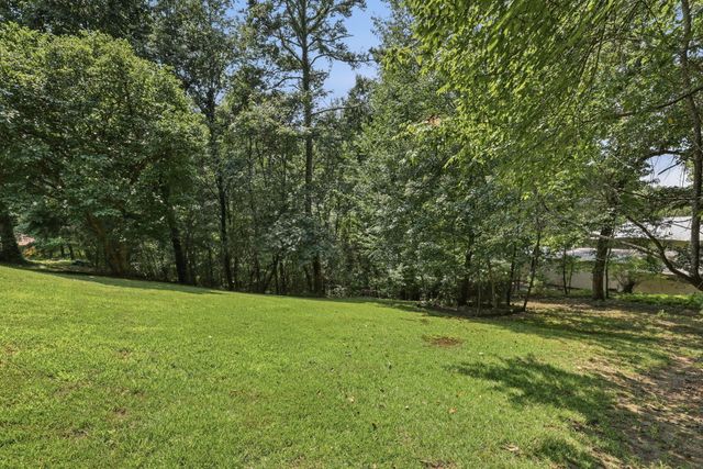 7135 Cane Hollow Road, Hixson, TN 37343
