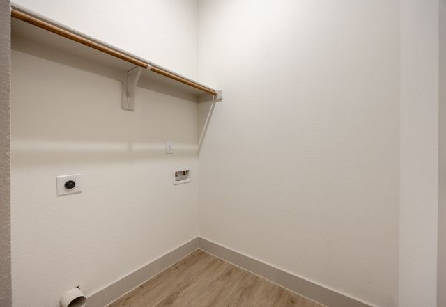 820 Glen Garden, Fort Worth, TX 76104