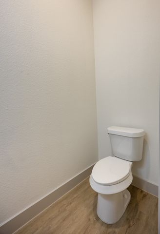 820 Glen Garden, Fort Worth, TX 76104