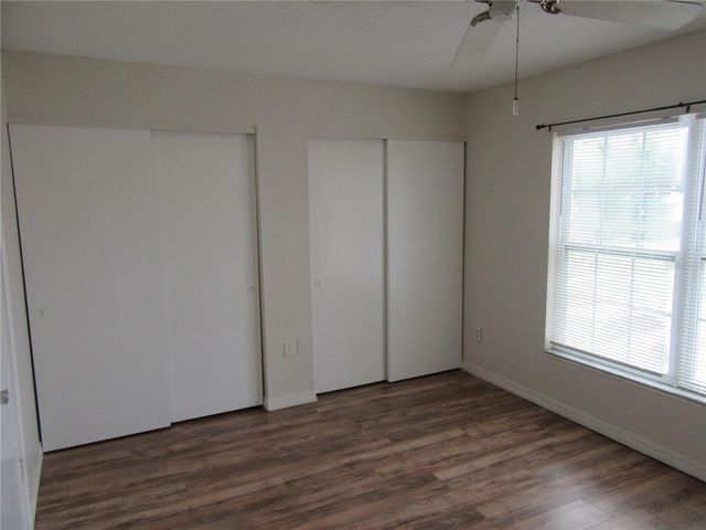 1024 82ND TERRACE N 1024C, St Petersburg, FL 33702