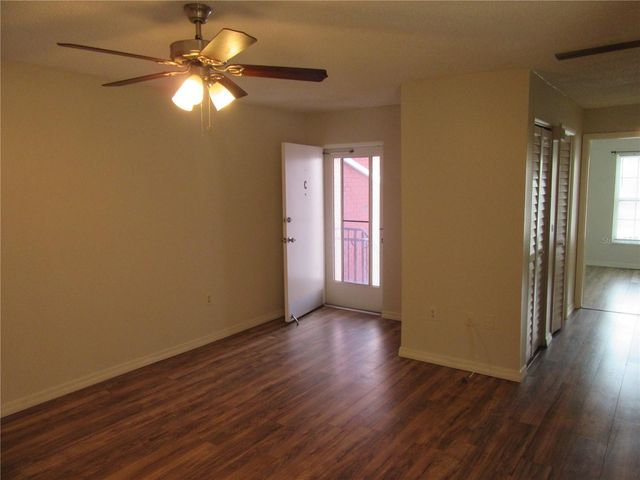 1024 82ND TERRACE N 1024C, St Petersburg, FL 33702