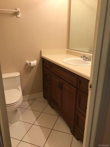 2350 E Geddes Avenue B, Centennial, CO 80122