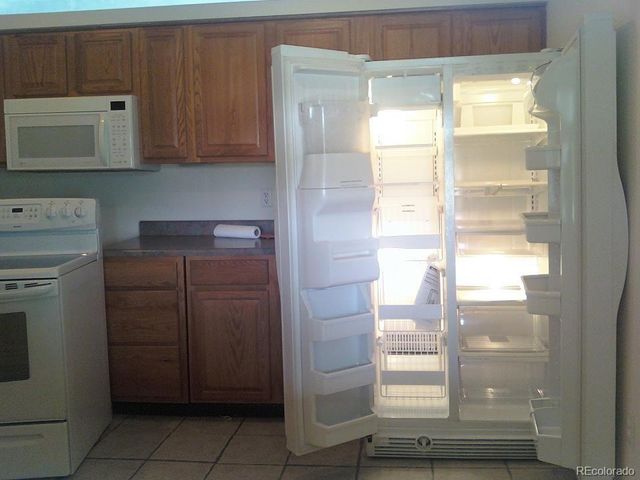 2350 E Geddes Avenue B, Centennial, CO 80122
