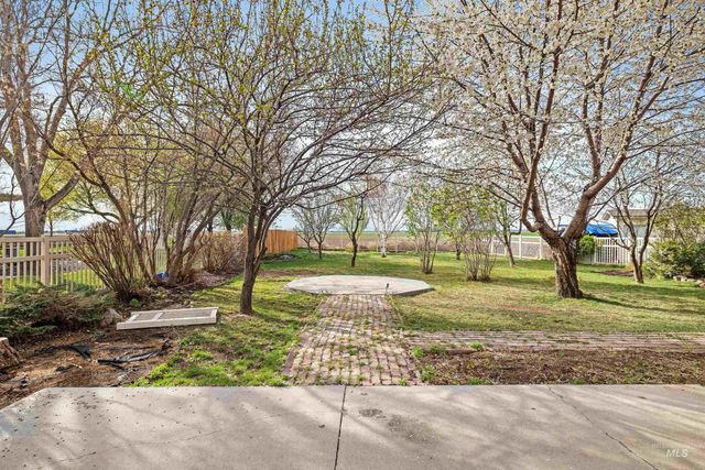 295 Howard Drive, Twin Falls, ID 83301