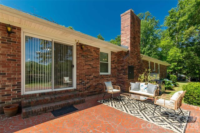 956 Providence Road, Lancaster, SC 29720