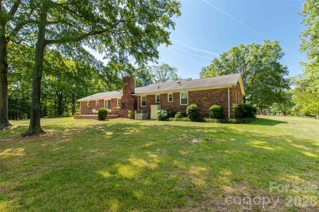 956 Providence Road, Lancaster, SC 29720