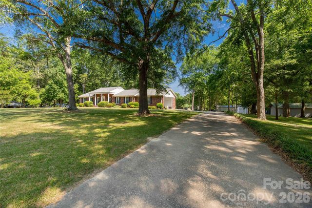 956 Providence Road, Lancaster, SC 29720