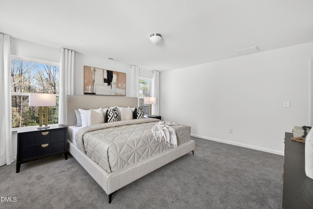 114 Silent Bend Drive 244, Clayton, NC 27527