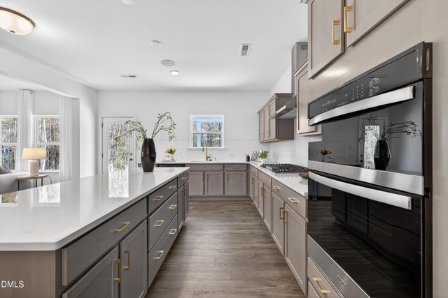 114 Silent Bend Drive 244, Clayton, NC 27527