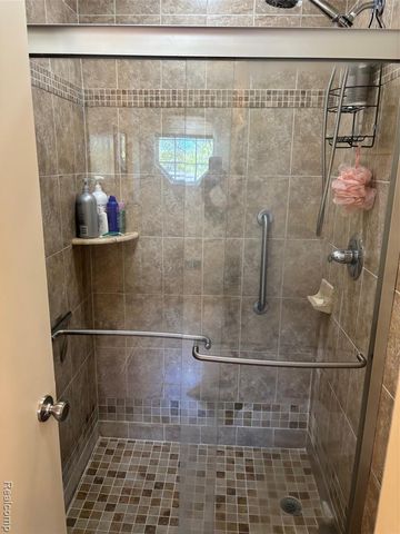 41532 Belden Circle, Novi, MI 48377