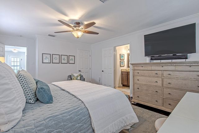 520 W 30th Street, Houston, TX 77018