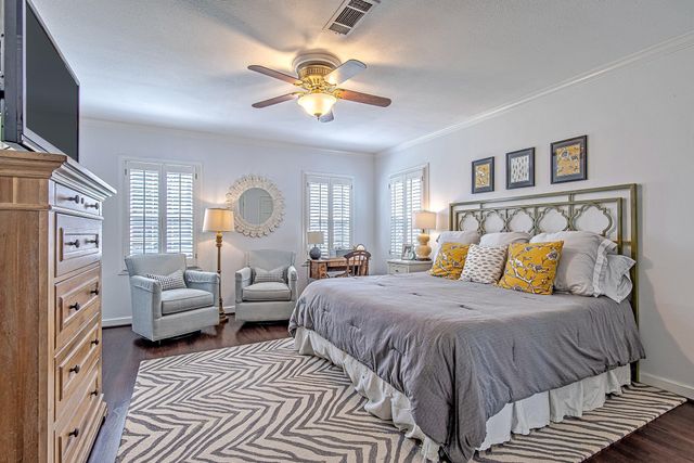 520 W 30th Street, Houston, TX 77018