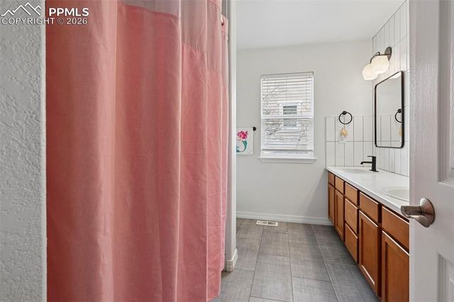 3360 Sugar Pine Way, Colorado Springs, CO 80920