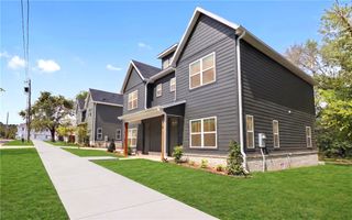 1516 W Sligo Street, Fayetteville, AR 72701
