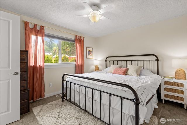 4829 S 166th St, Seatac, WA 98188