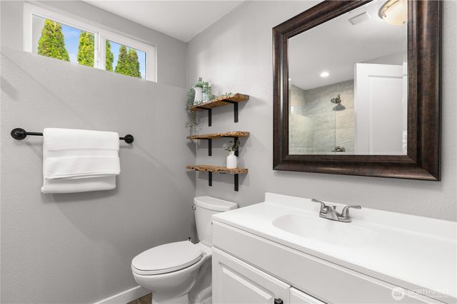 4829 S 166th St, Seatac, WA 98188