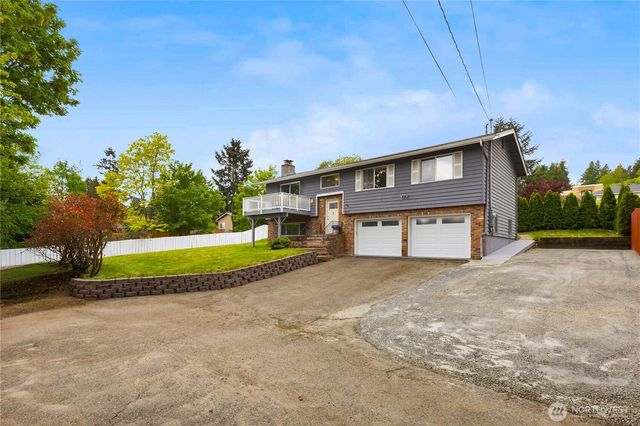 4829 S 166th St, Seatac, WA 98188