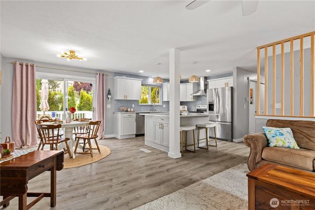 4829 S 166th St, Seatac, WA 98188