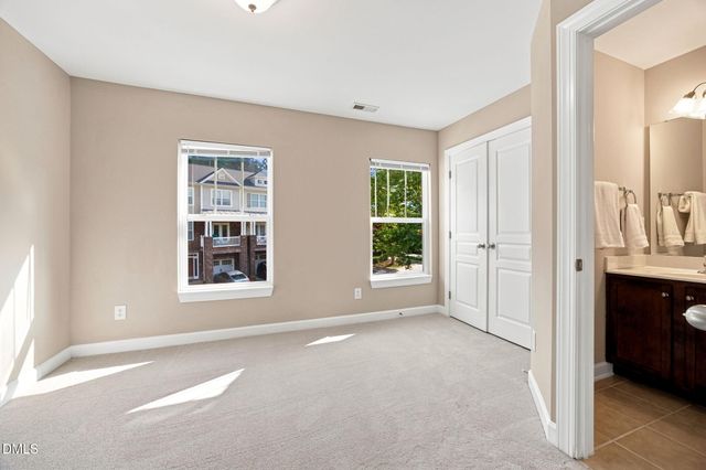 8743 Cypress Grove Run, Raleigh, NC 27612