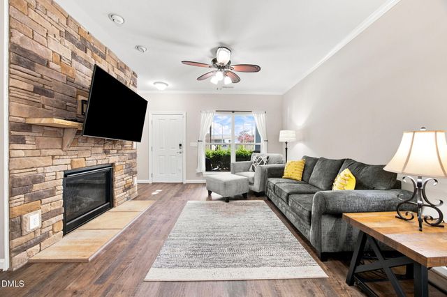 8743 Cypress Grove Run, Raleigh, NC 27612