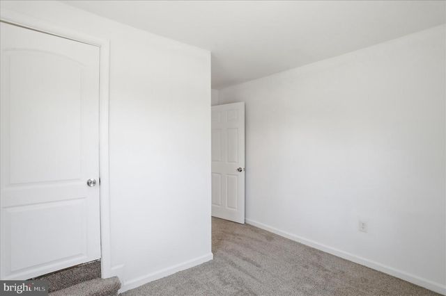 3552 WINCHESTER AVE, Martinsburg, WV 25405
