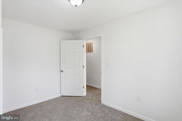 3552 WINCHESTER AVE, Martinsburg, WV 25405