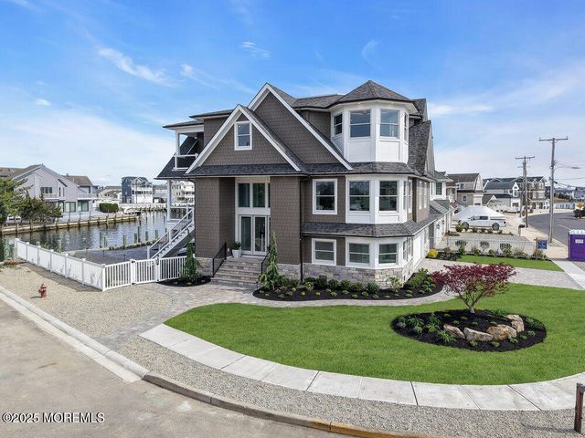 108 Dickman Drive, Lavallette, NJ 08735
