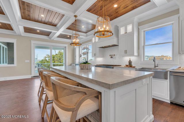 108 Dickman Drive, Lavallette, NJ 08735