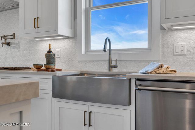 108 Dickman Drive, Lavallette, NJ 08735