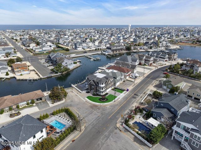 108 Dickman Drive, Lavallette, NJ 08735