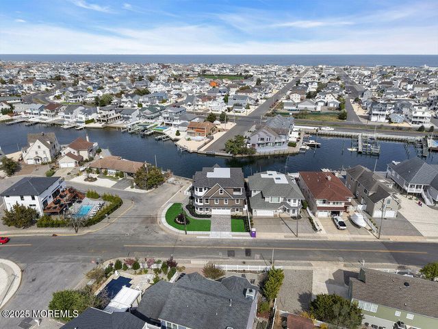 108 Dickman Drive, Lavallette, NJ 08735